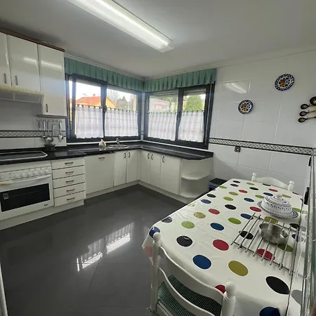 Gestiona2R- Casa Grande Para 12 En Llanes 6 Dormitorios Jardin Y Espacio Exterior * Льянес