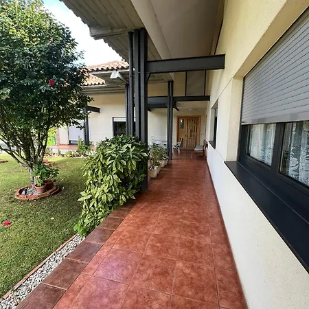 Вилла Gestiona2R- Casa Grande Para 12 En Llanes 6 Dormitorios Jardin Y Espacio Exterior Льянес