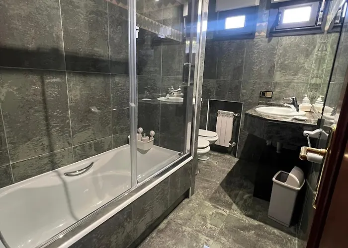 Gestiona2r- Casa Grande 12 En 6 Jardin Y Espacio Exterior Llanes