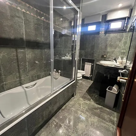 Gestiona2r- Casa Grande 12 En 6 Jardin Y Espacio Exterior 利亚内斯